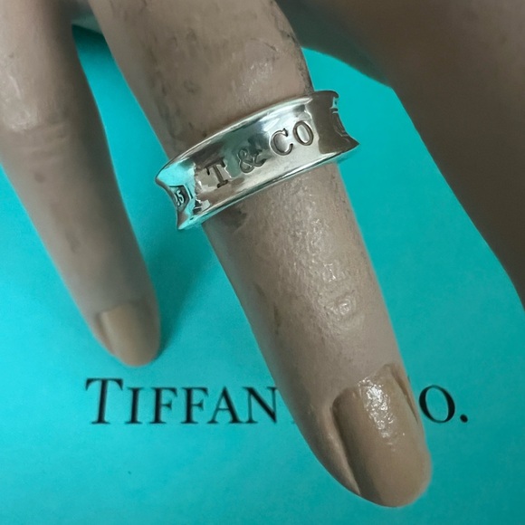 🔴Authentic TIFFANY & CO Sterling Silver  1837 Wide Band / Ring🔴 - Picture 1 of 10